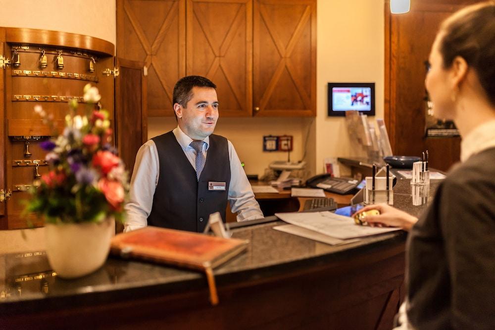 Hotel Martas Berlin-mitte 3*